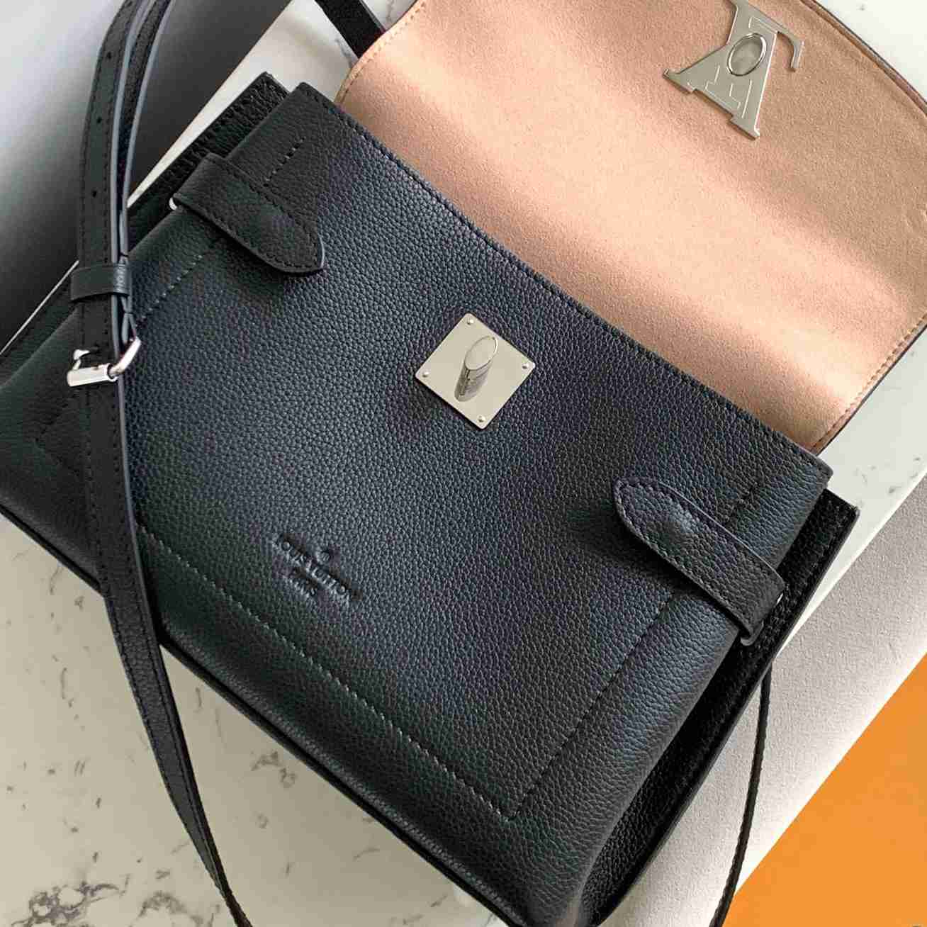 Louis Vuitton Lockme Ever BB   M53937 - DopestKickz