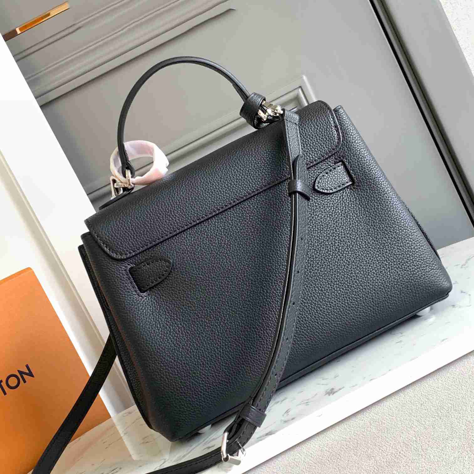 Louis Vuitton Lockme Ever BB   M53937 - DopestKickz