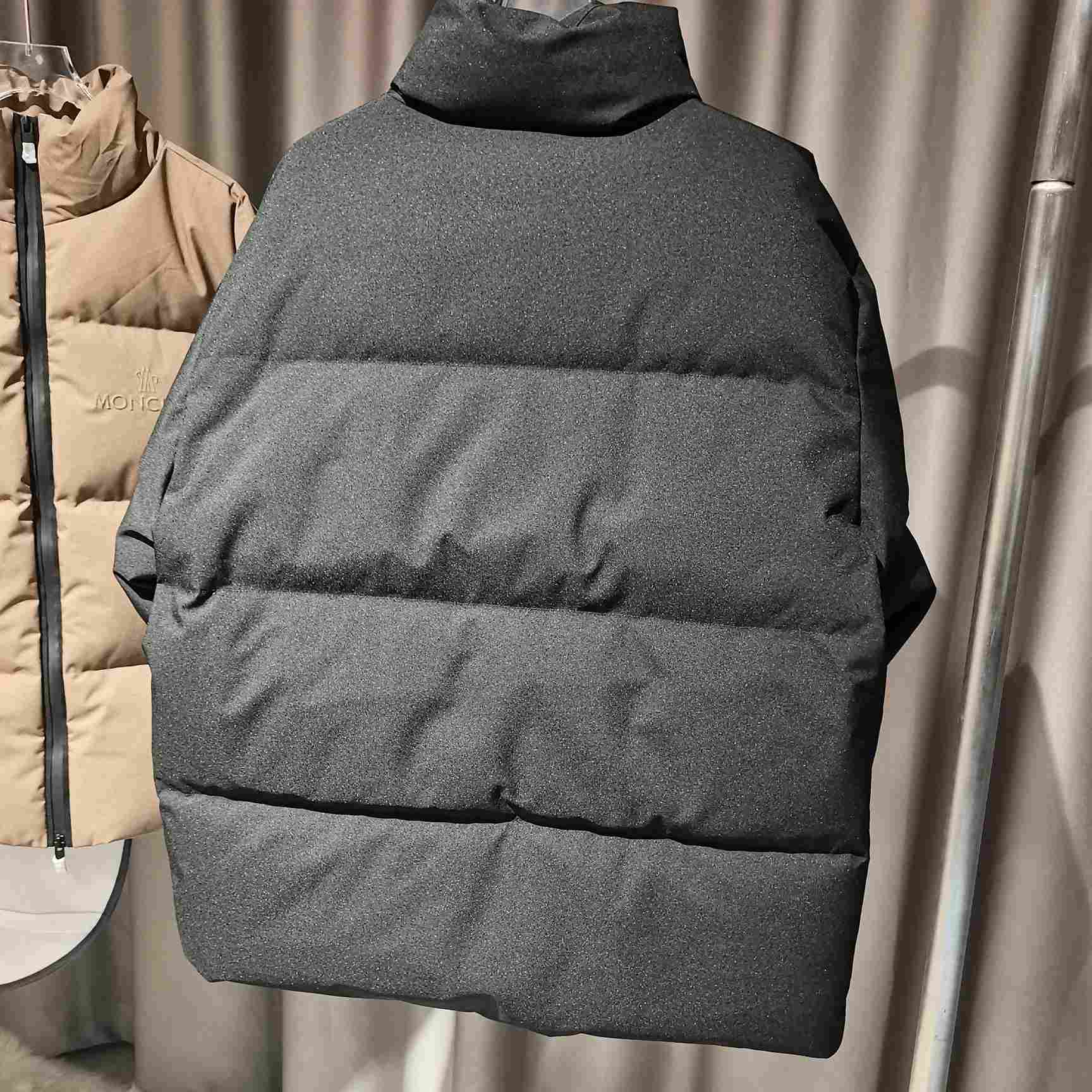 Moncler Misonet Short Down Jacket - DopestKickz