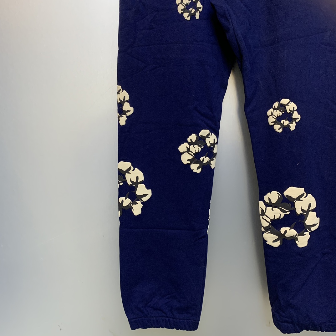 Denim Tears Cactus Tears Wreath Sweatpants Navy - DopestKickz