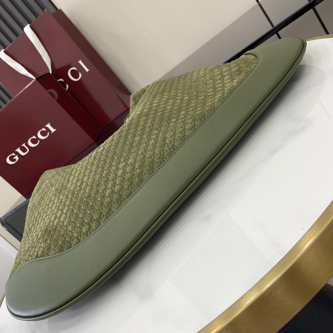 Gucci B Medium Shoulder Bag - DopestKickz