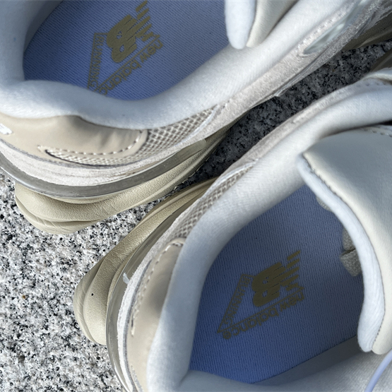 New Balance NB 9060 Sneakers      U9060SS  - DopestKickz