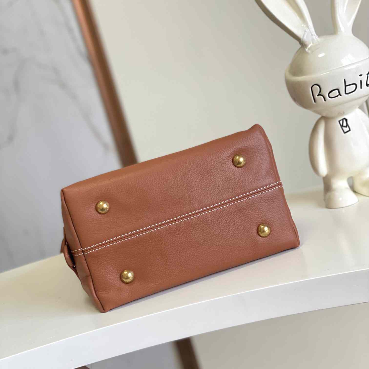 Louis Vuitton Low Key Hobo PM   M25352 - DopestKickz