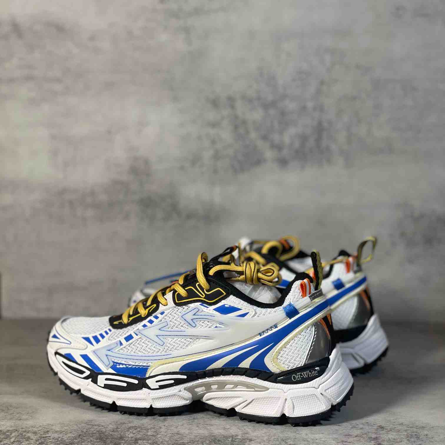 Off-White c/oVrgil Abloh™ Sneakers - DopestKickz