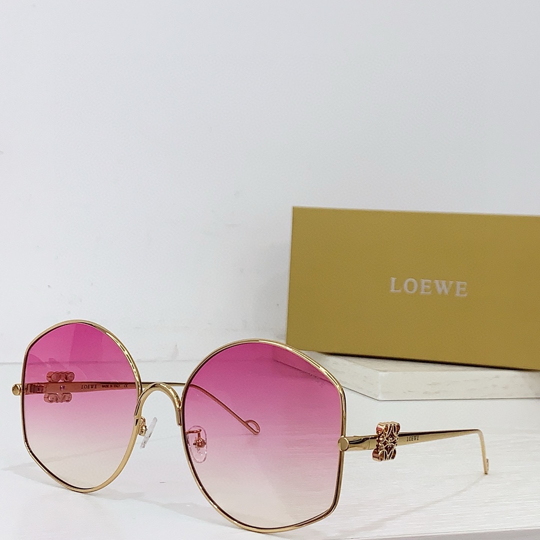 Loewe LW40109U Sunglasses  - DopestKickz