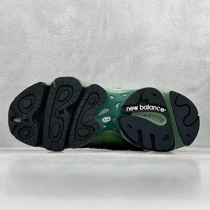 New Balance NB 1000 Sneakers      M1000MA   - DopestKickz