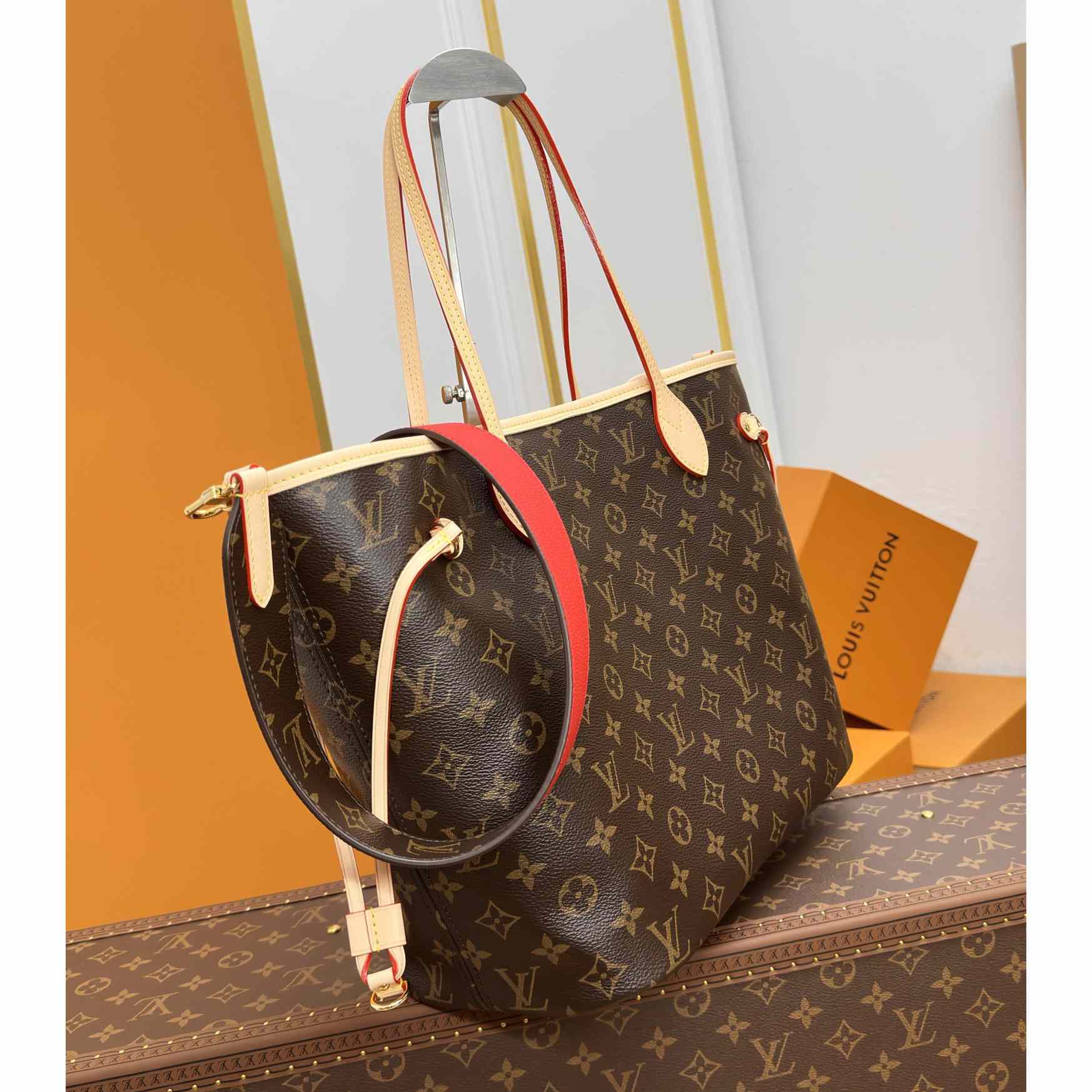 Louis Vuitton Neverfull Bandoulière Inside Out MM   M12096 - DopestKickz