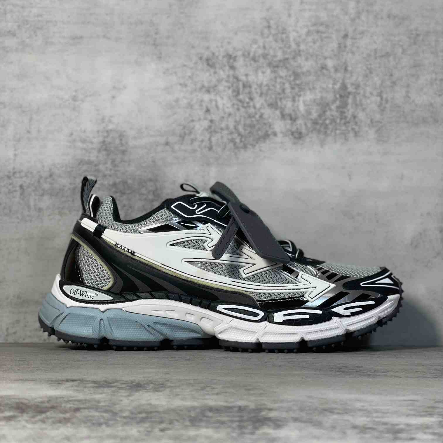 Off-White c/oVrgil Abloh™ Sneakers - DopestKickz