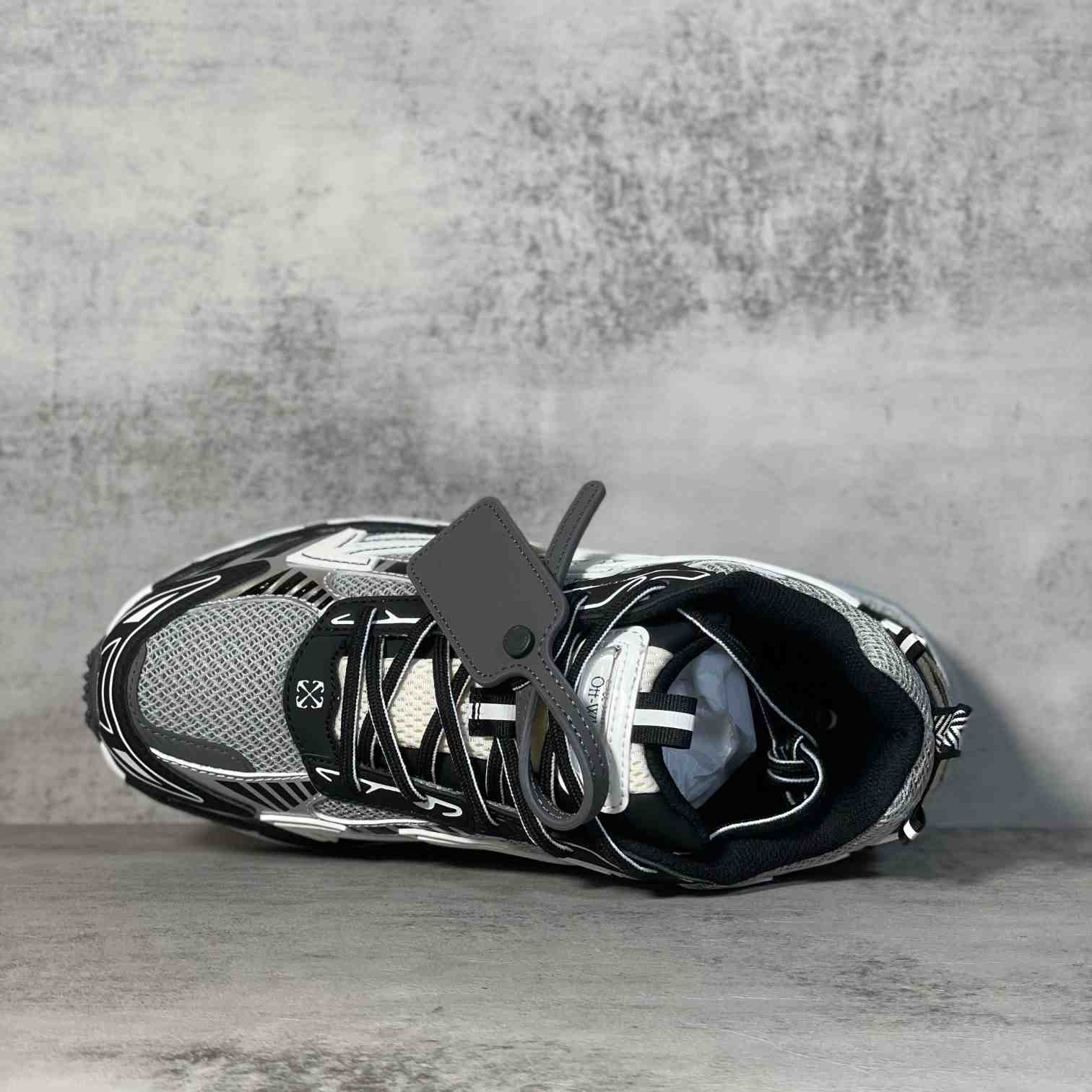 Off-White c/oVrgil Abloh™ Sneakers - DopestKickz