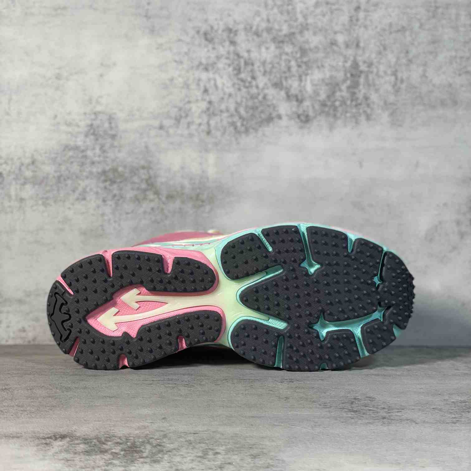 Off-White c/oVrgil Abloh™ Sneakers - DopestKickz