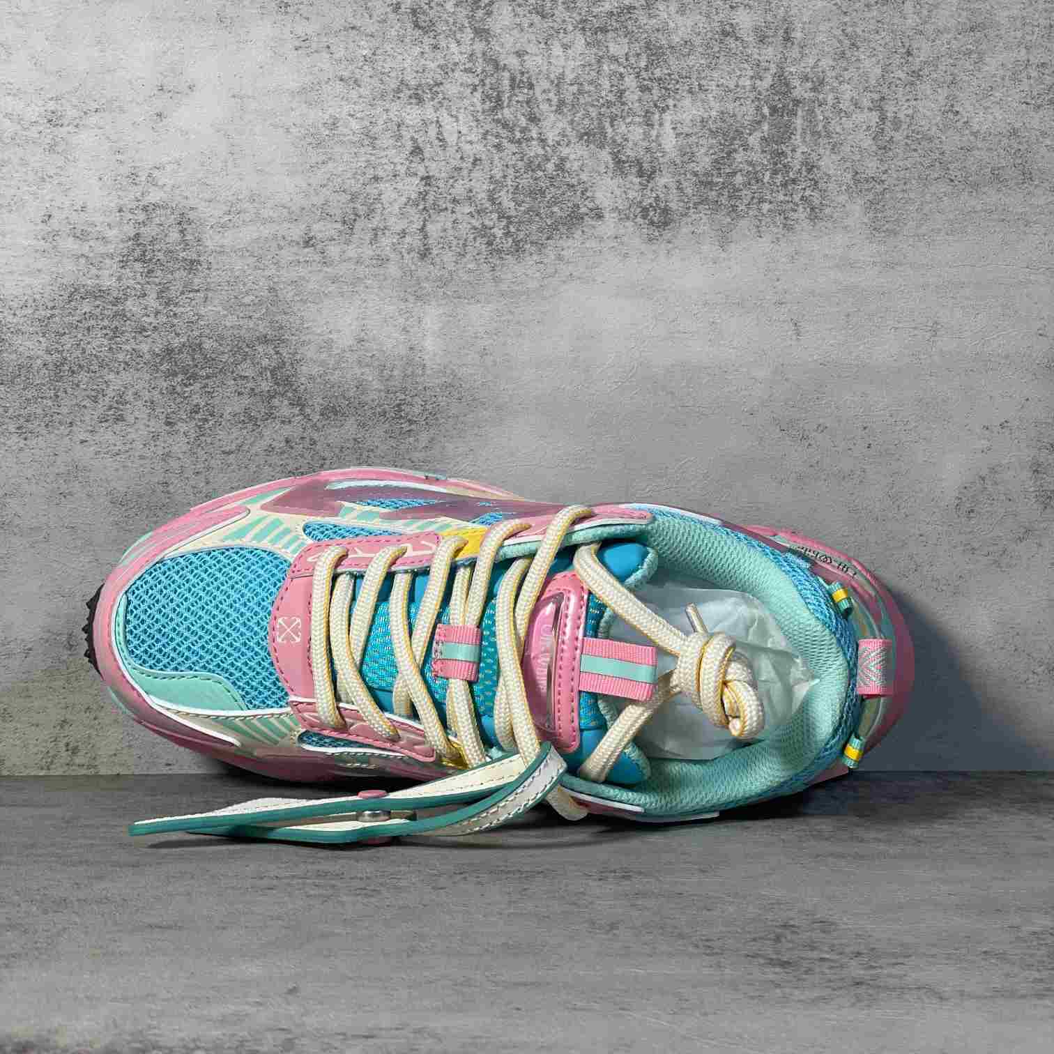 Off-White c/oVrgil Abloh™ Sneakers - DopestKickz