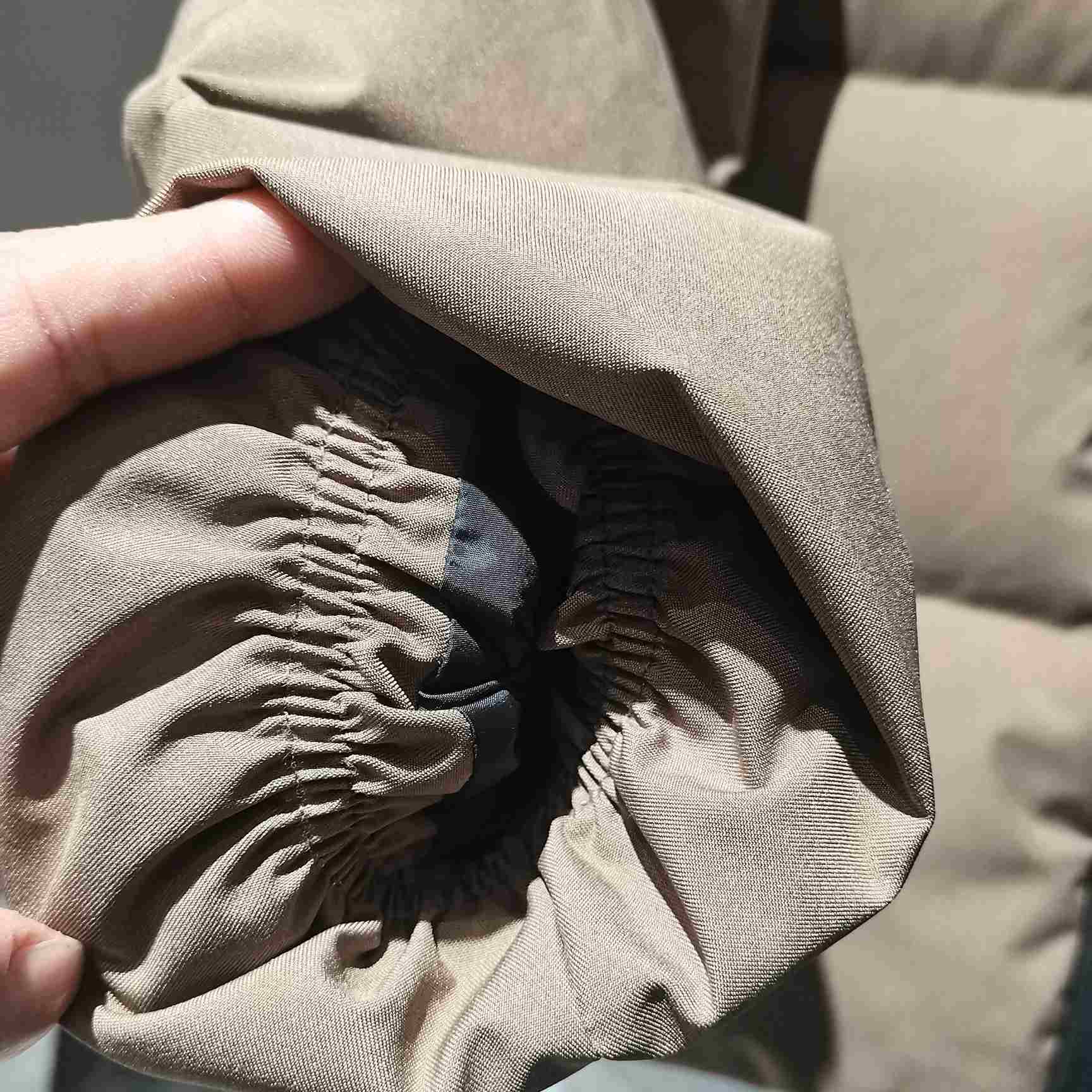 Moncler Misonet Short Down Jacket - DopestKickz