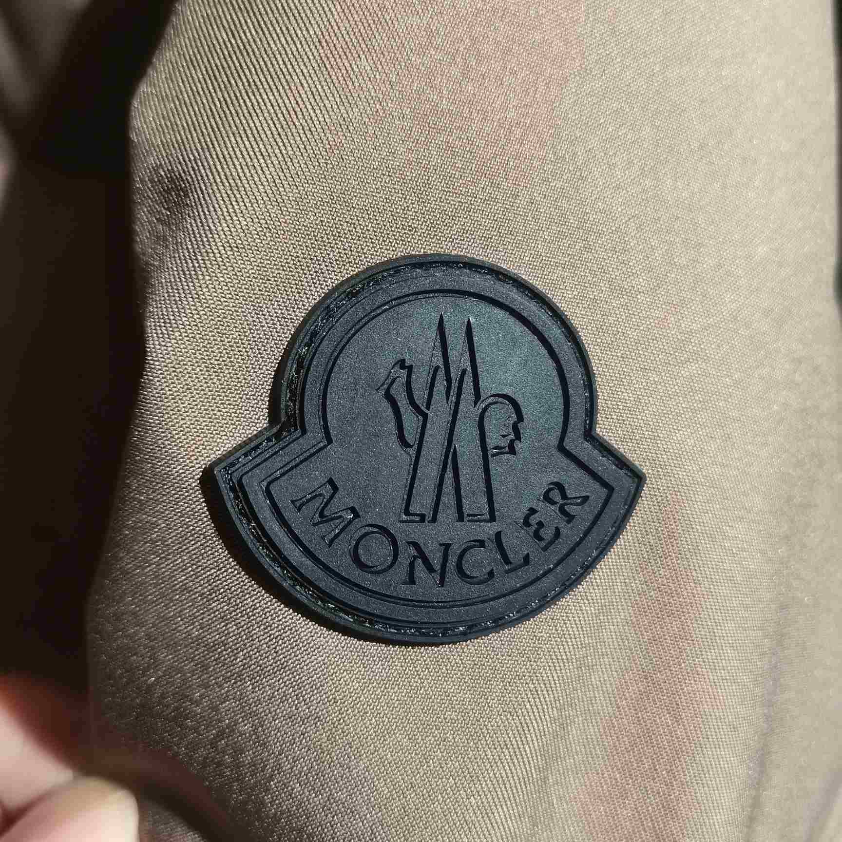 Moncler Misonet Short Down Jacket - DopestKickz