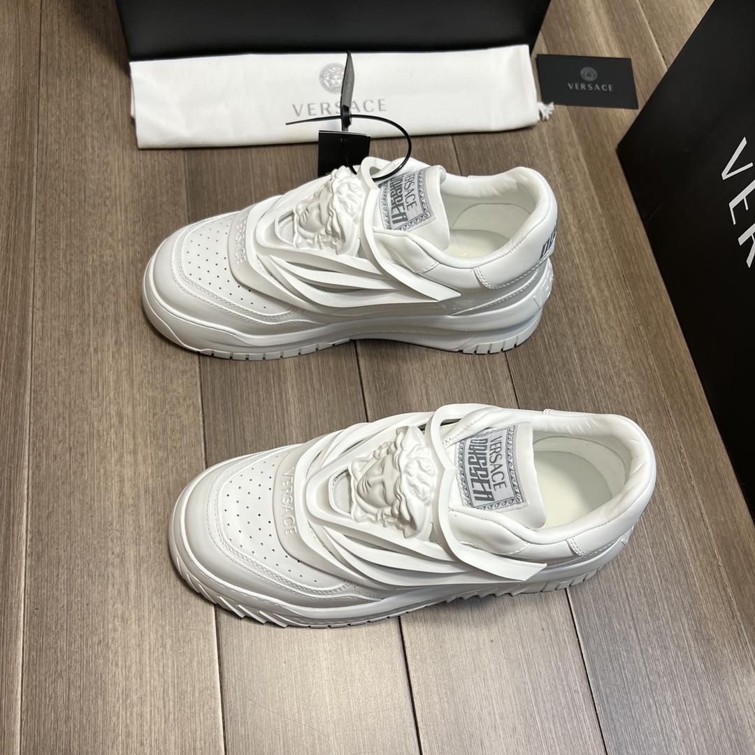 Versace Low-top Sneakers - DopestKickz