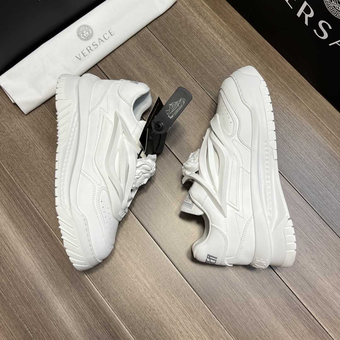 Versace Low-top Sneakers - DopestKickz