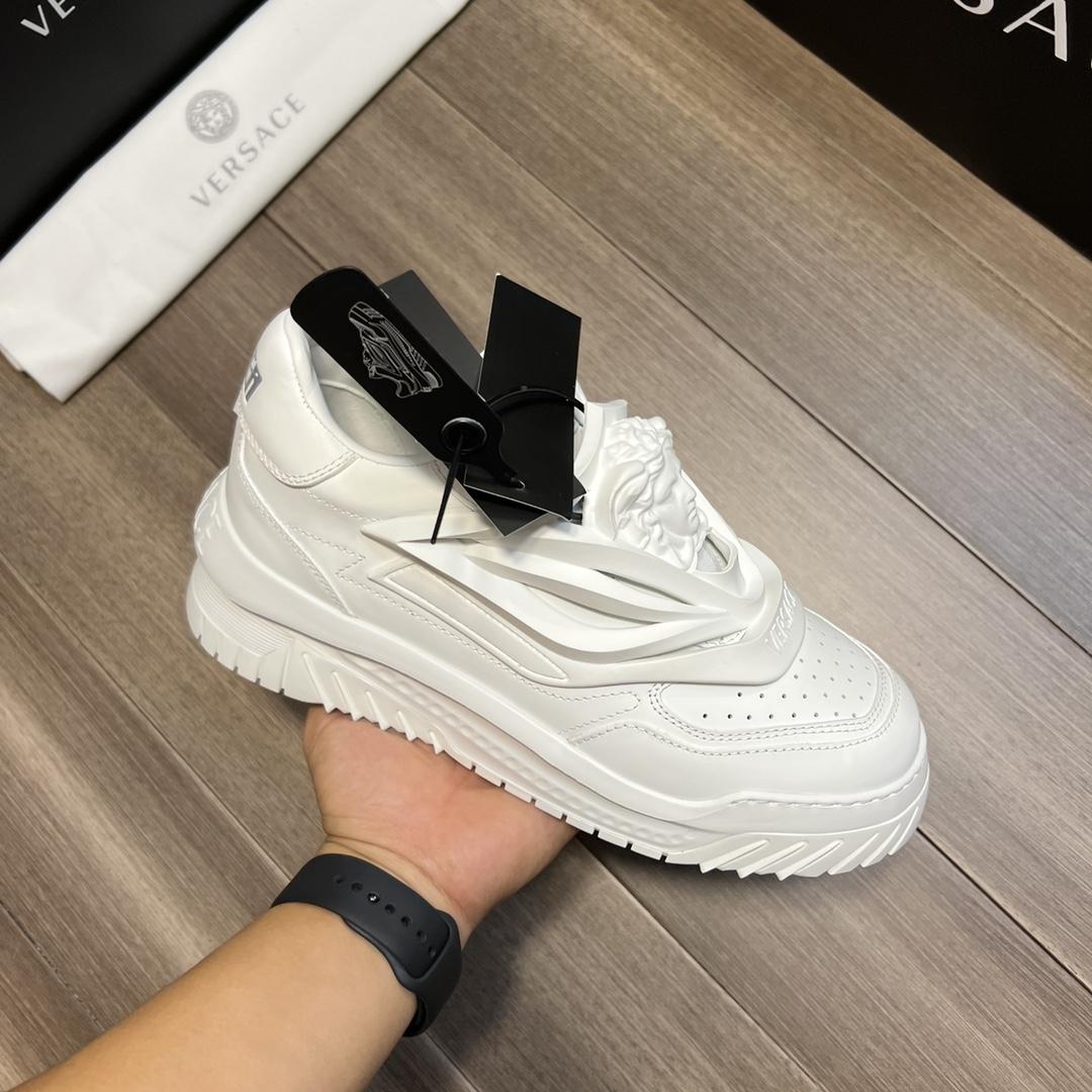 Versace Low-top Sneakers - DopestKickz