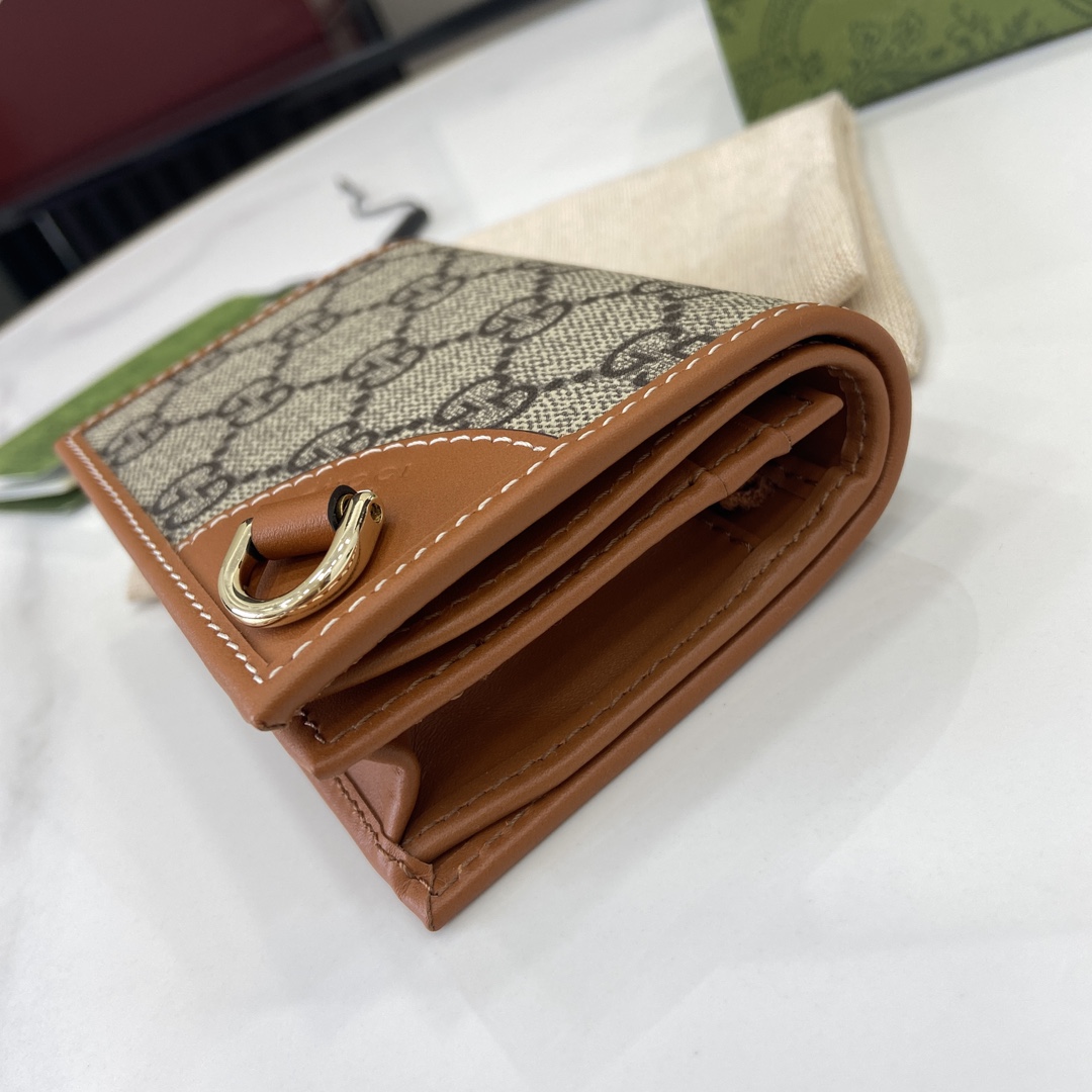 Gucci GG Emblem Mini Wallet - DopestKickz