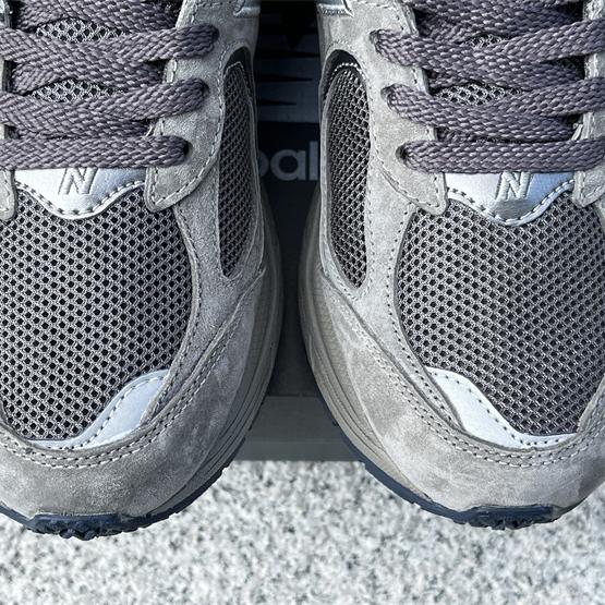 New Balance NB 2002R Sneakers      ML2002RA   - DopestKickz