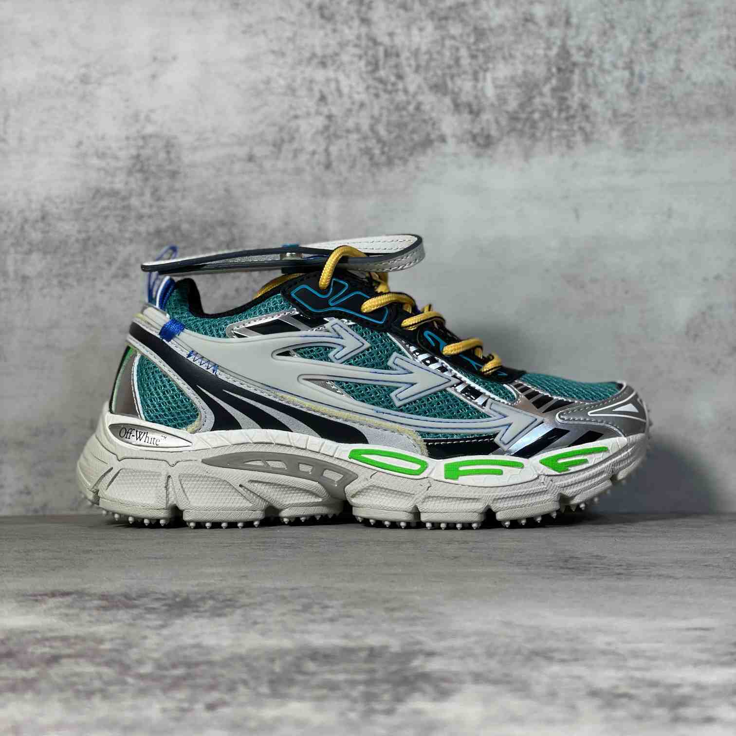 Off-White c/oVrgil Abloh™ Sneakers - DopestKickz