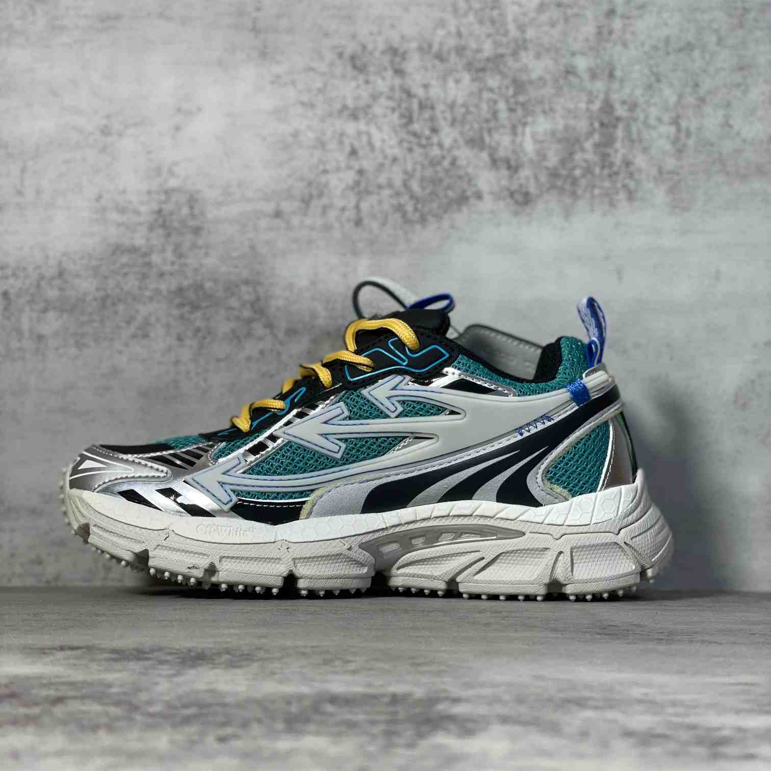 Off-White c/oVrgil Abloh™ Sneakers - DopestKickz