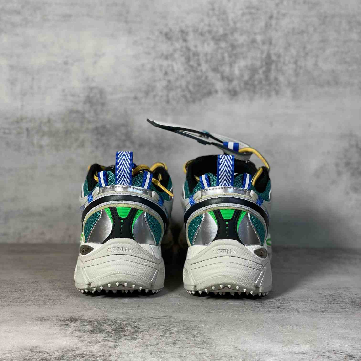 Off-White c/oVrgil Abloh™ Sneakers - DopestKickz