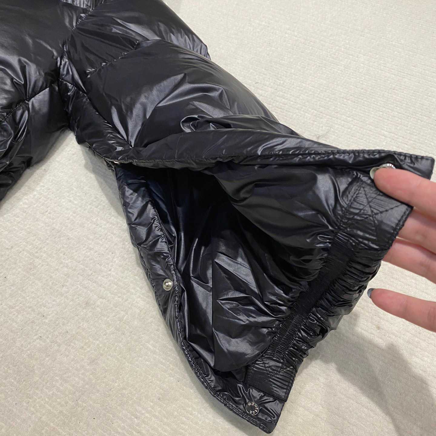 Moncler Borey Short Down Jacket - DopestKickz