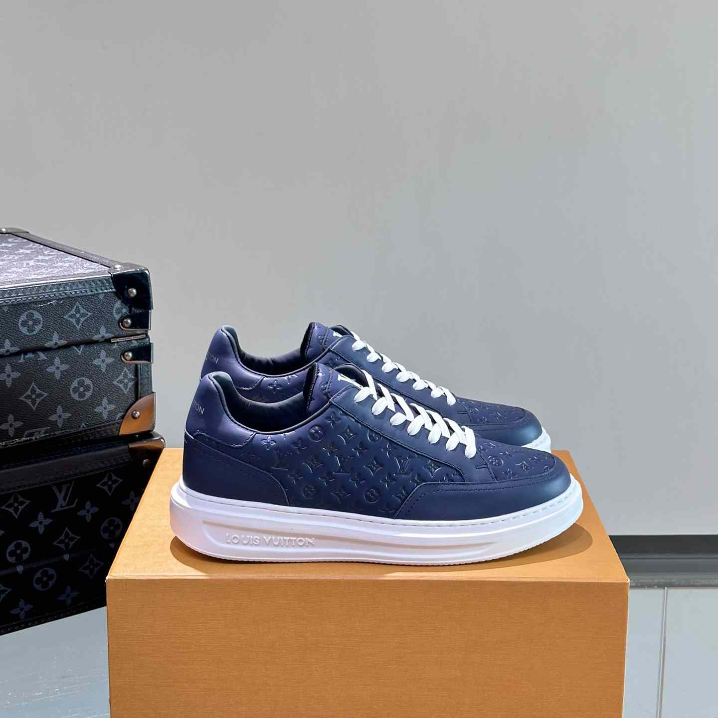 Louis Vuitton Sneaker - DopestKickz