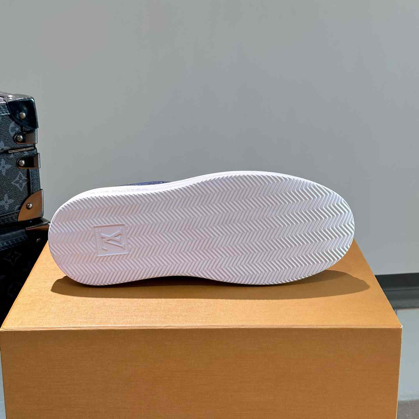 Louis Vuitton Sneaker - DopestKickz