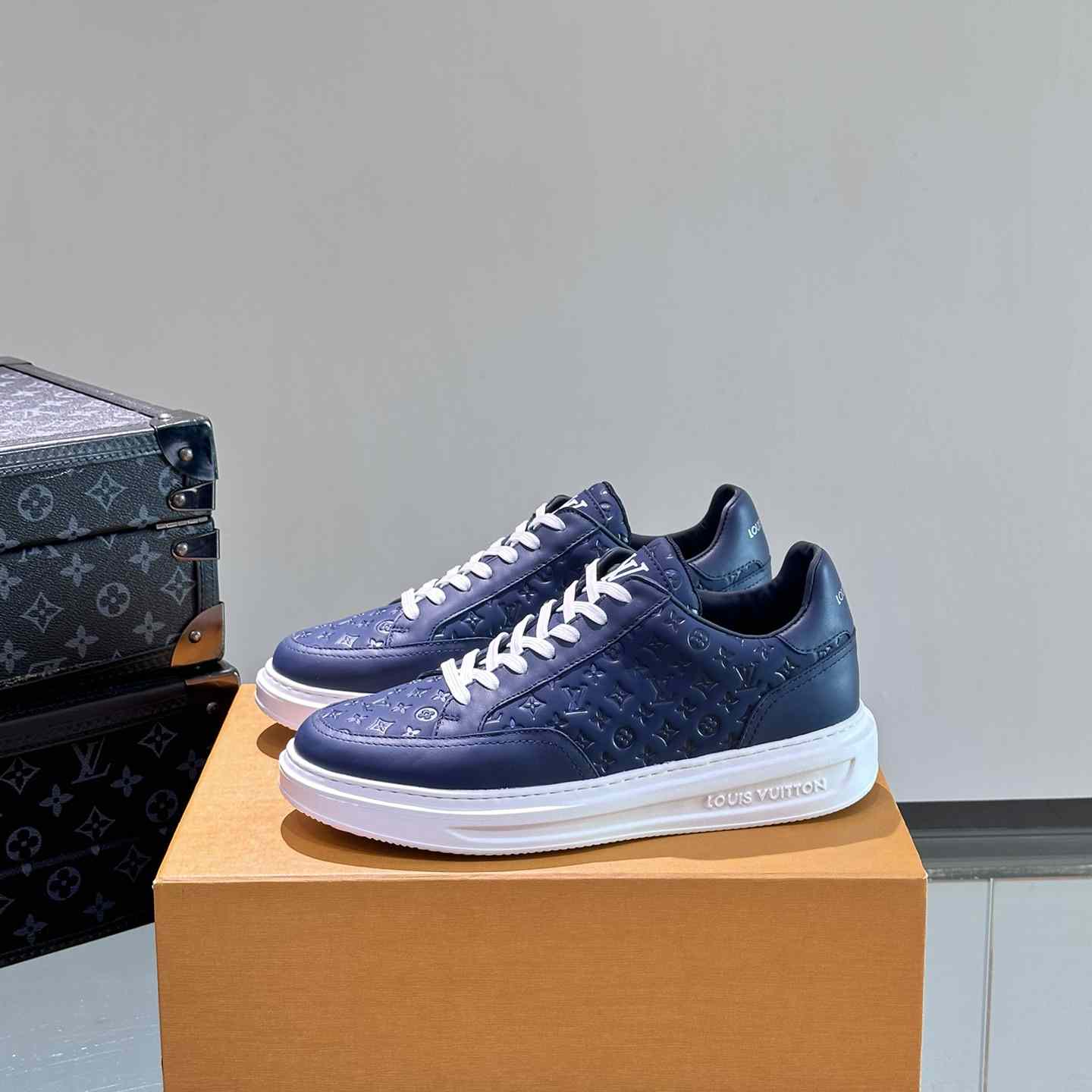 Louis Vuitton Sneaker - DopestKickz