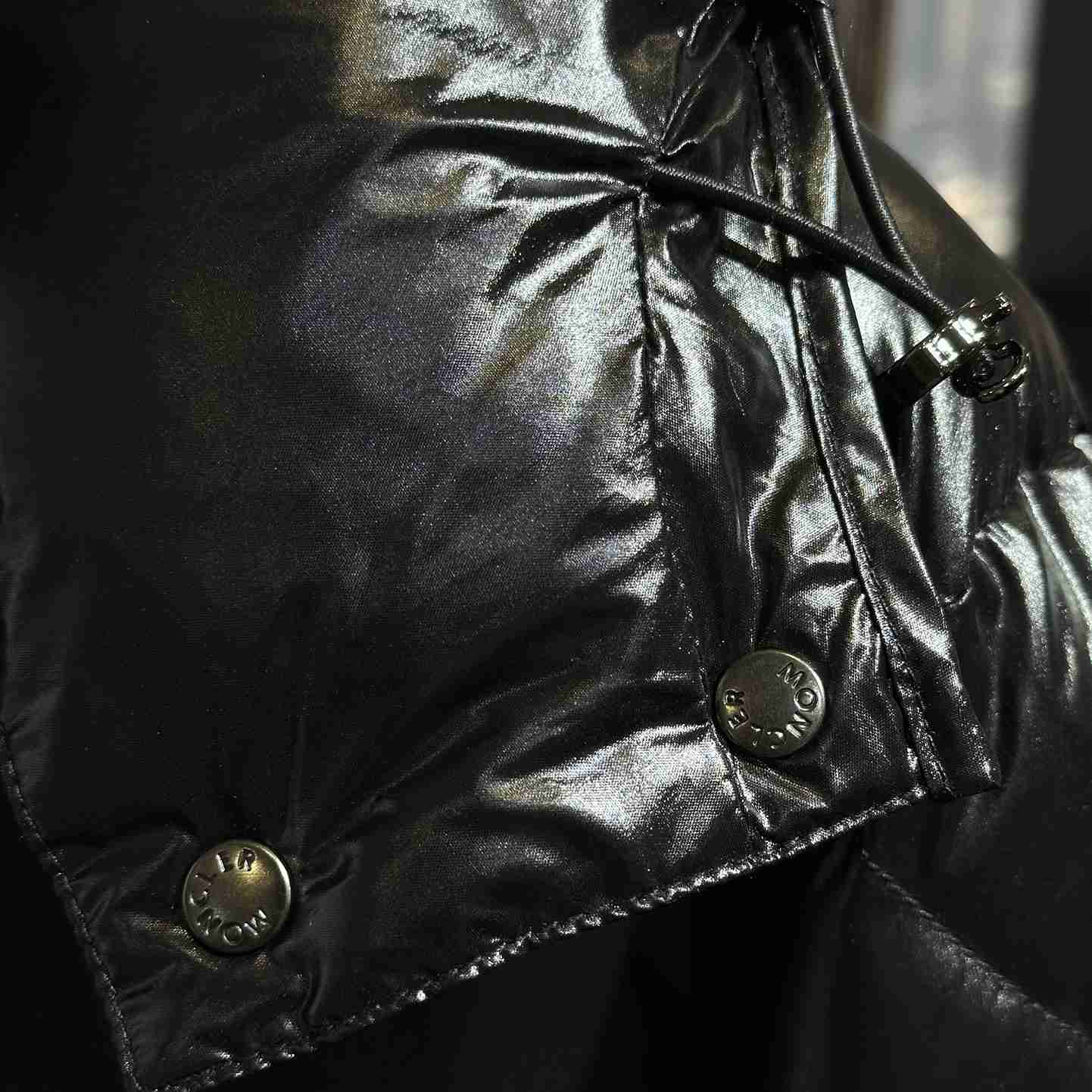 Moncler Maire Hooded Short Down Jacket - DopestKickz