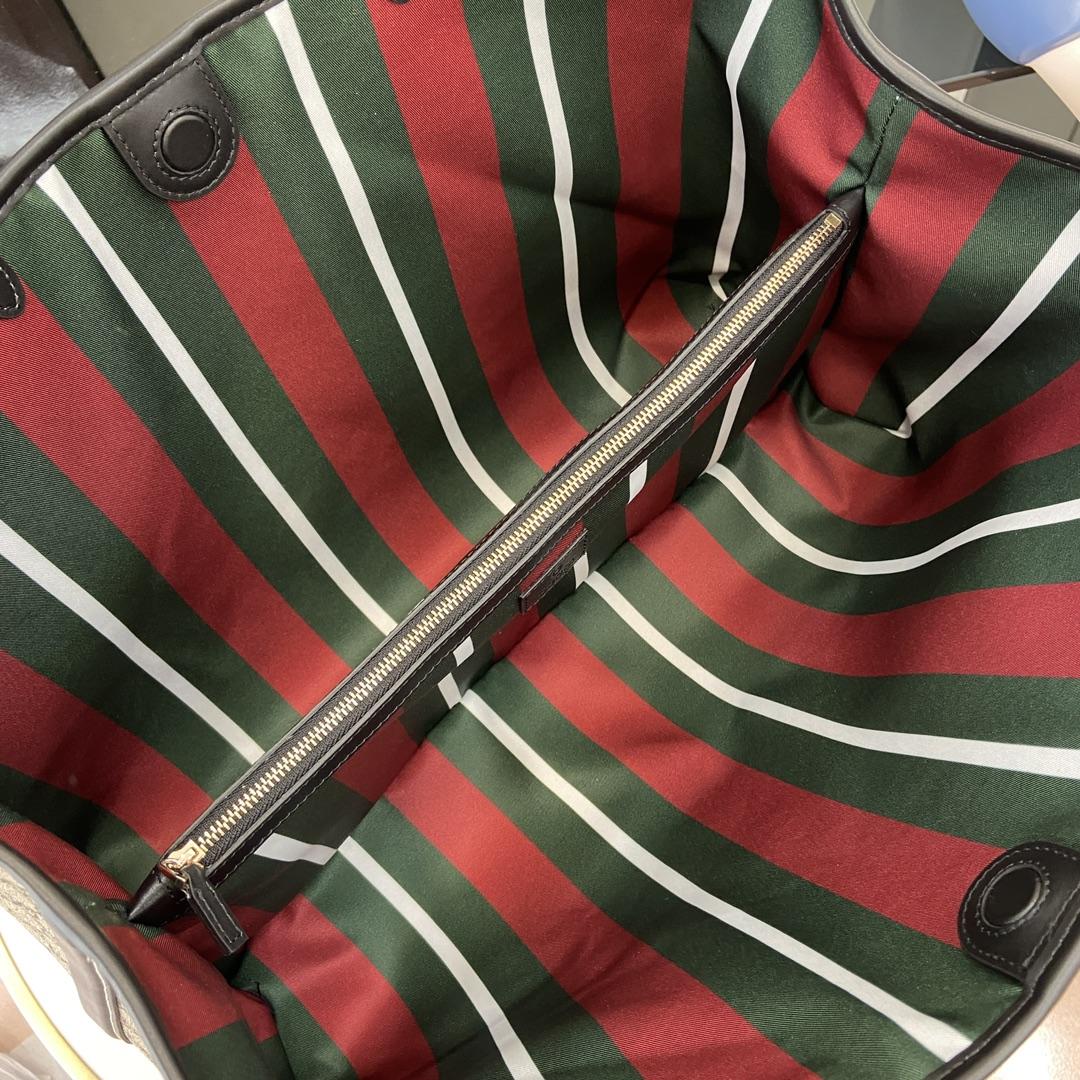 Gucci GG Emblem Large Tote Bag - DopestKickz