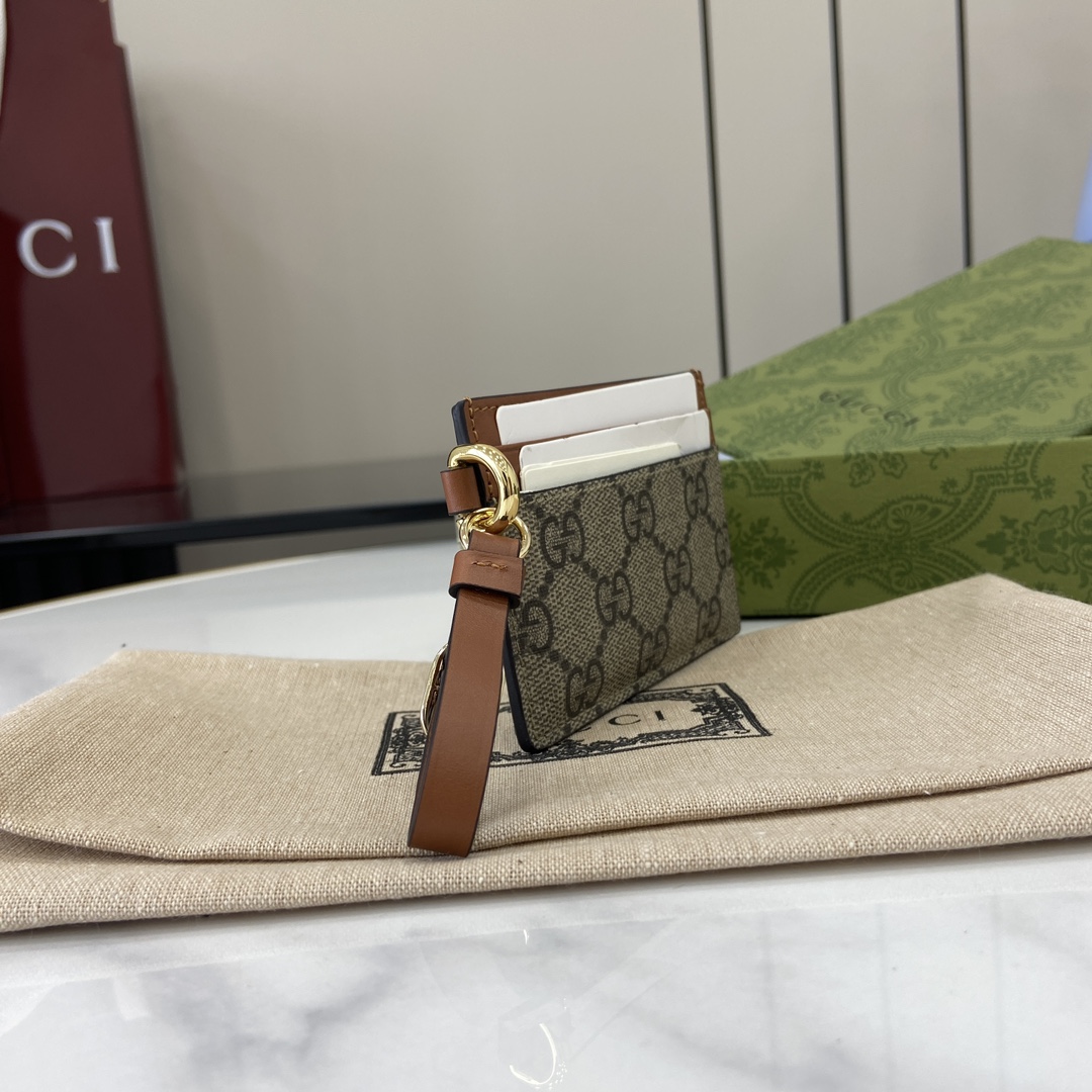 Gucci GG Emblem Card Case With Strap - DopestKickz