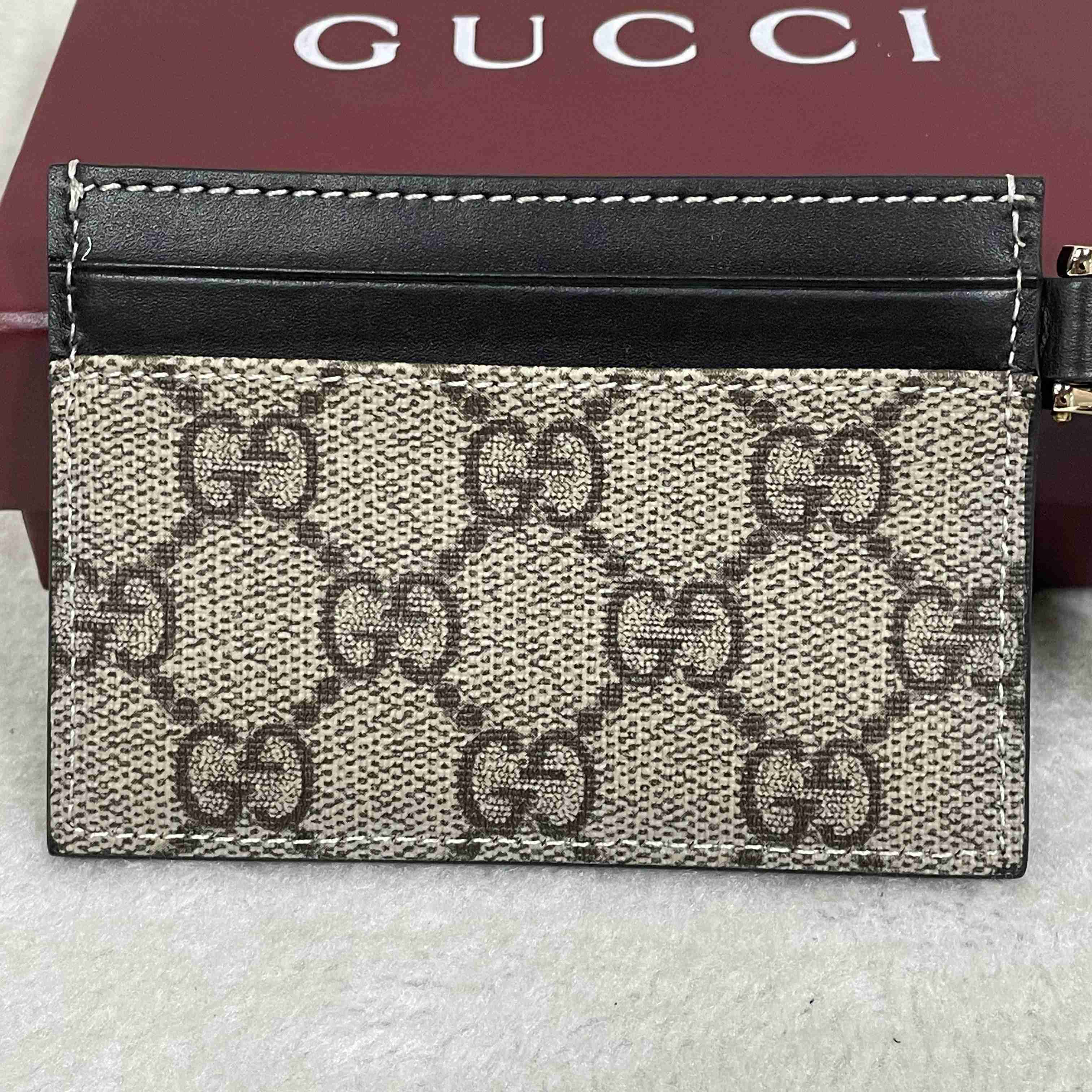 Gucci GG Emblem Card Case With Strap - DopestKickz