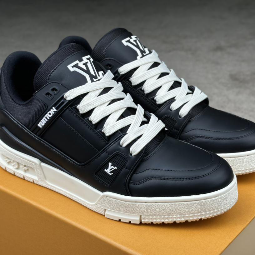 Louis Vuitton LV Trainer Sneaker  1AD9W8 - DopestKickz