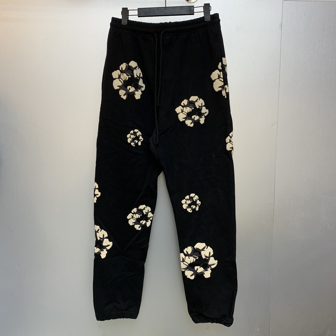 Denim Tears Cactus Tears Wreath Sweatpants Black - DopestKickz