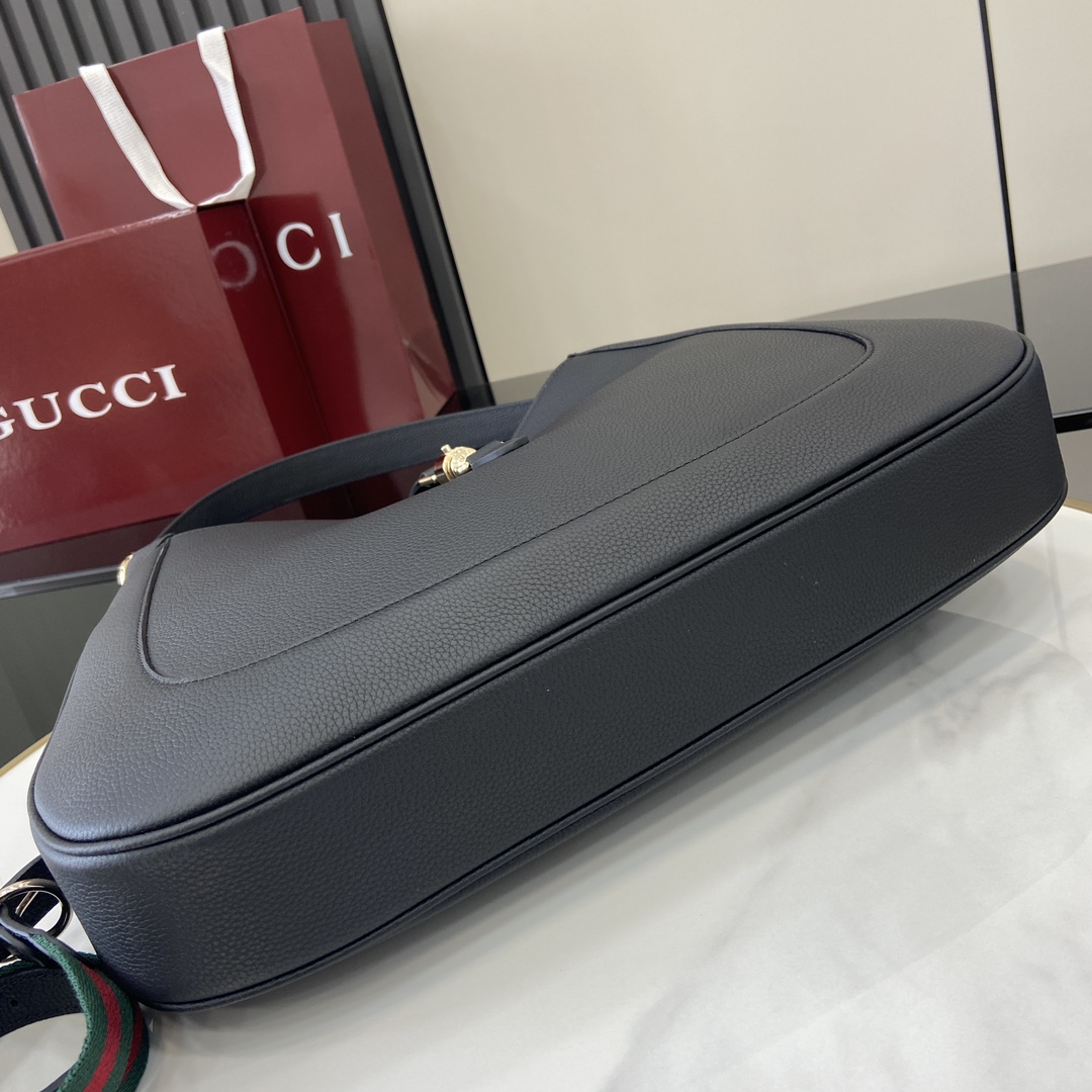 Gucci Jackie Large Shoulder Bag - DopestKickz