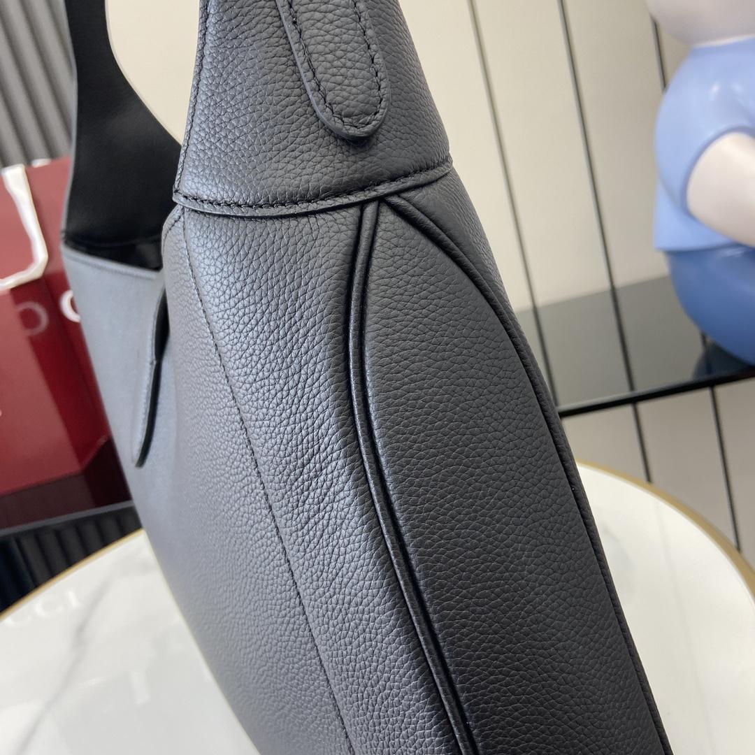 Gucci Jackie Large Shoulder Bag - DopestKickz