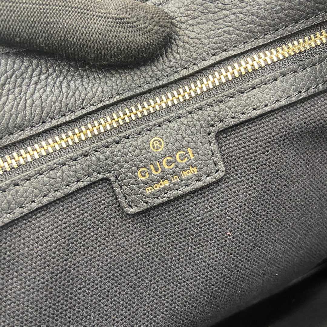 Gucci Jackie Large Shoulder Bag - DopestKickz