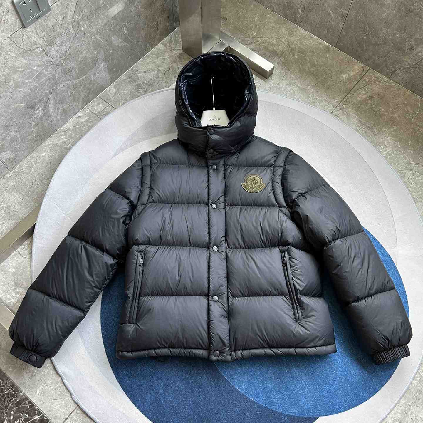 Moncler Cyclone 2-IN-1 Short Down Jacket - DopestKickz