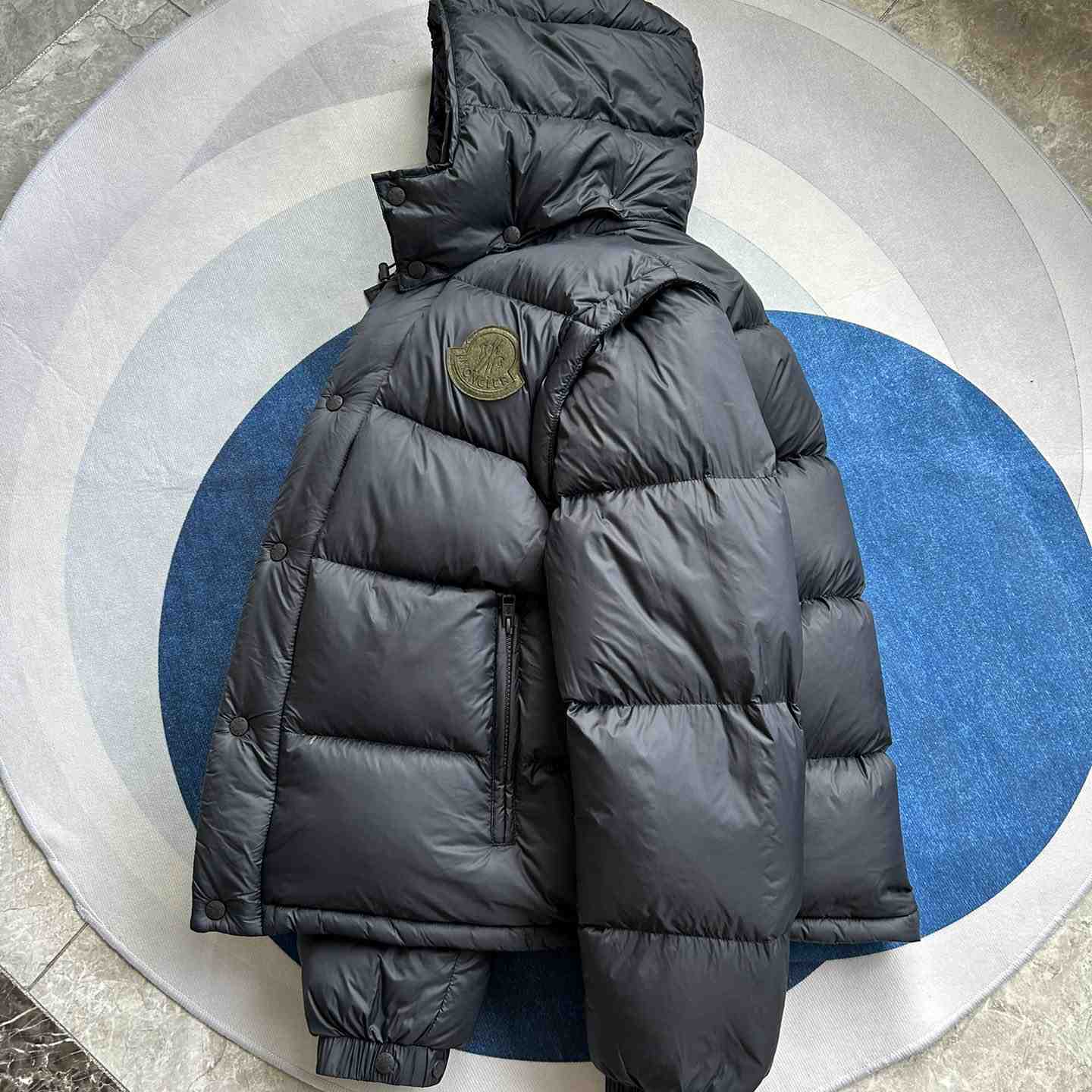 Moncler Cyclone 2-IN-1 Short Down Jacket - DopestKickz