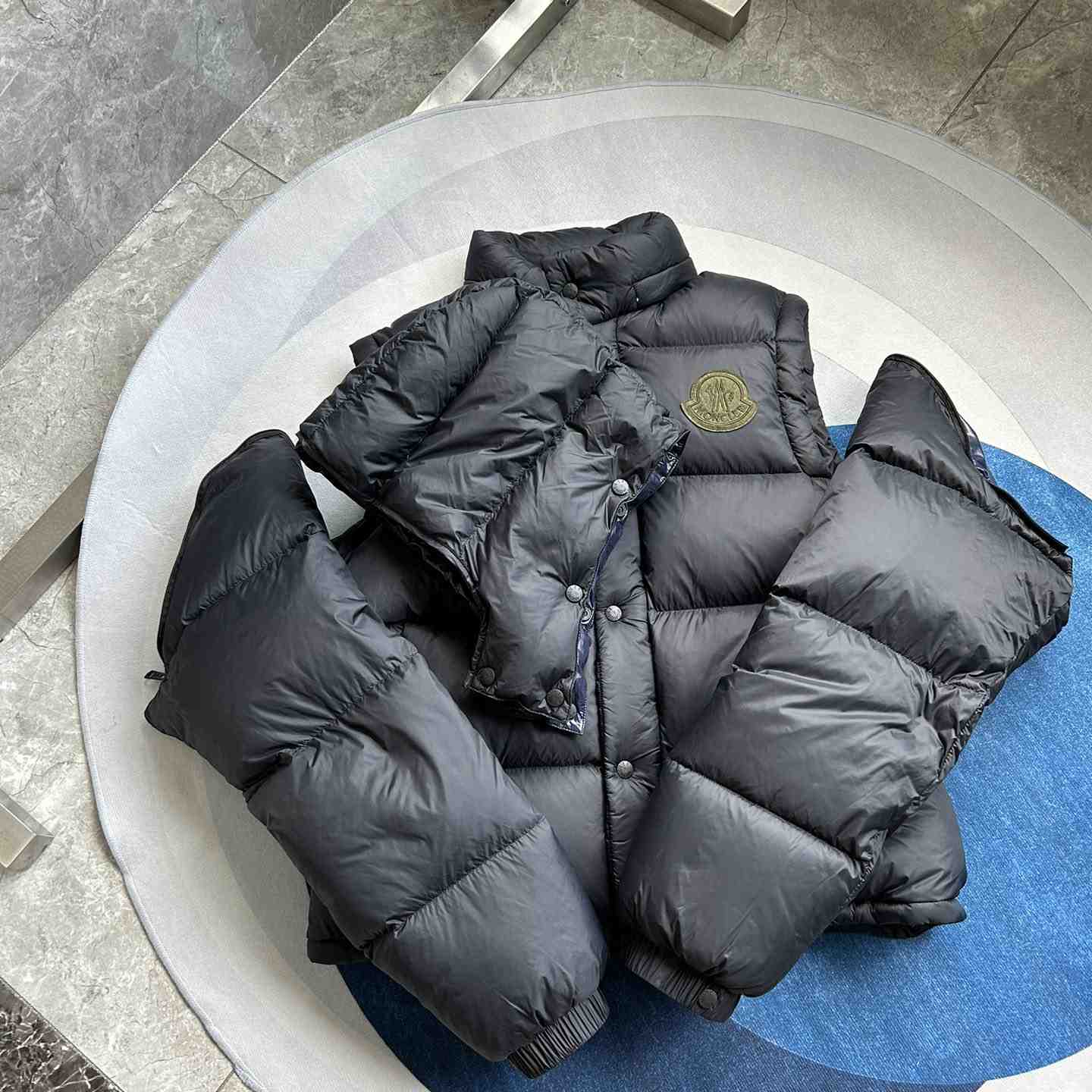 Moncler Cyclone 2-IN-1 Short Down Jacket - DopestKickz