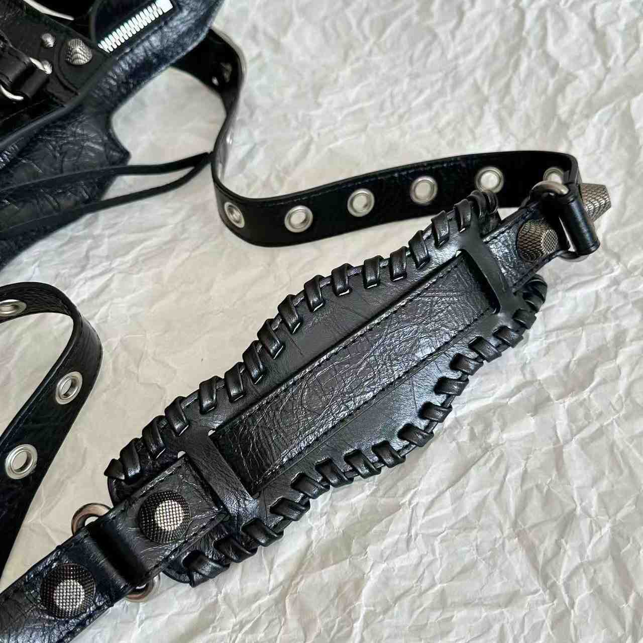 Balenciaga Neo Cagole City Handbag (26×17.8×11.4cm) - DopestKickz