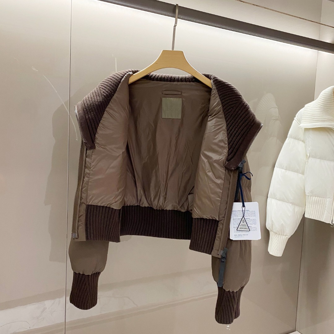 Moncler Jadeite Short Down Jacket - DopestKickz