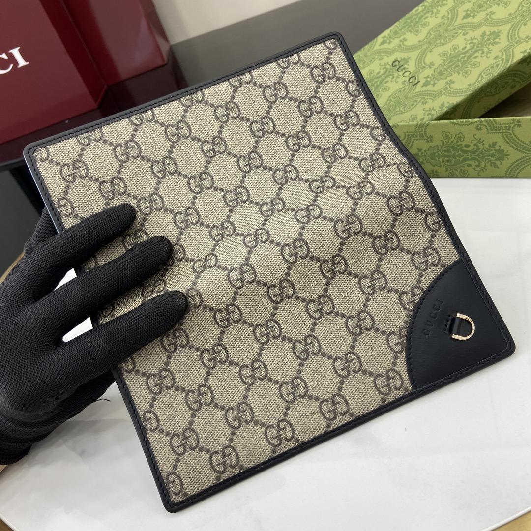 Gucci GG Emblem Continental Wallet   - DopestKickz