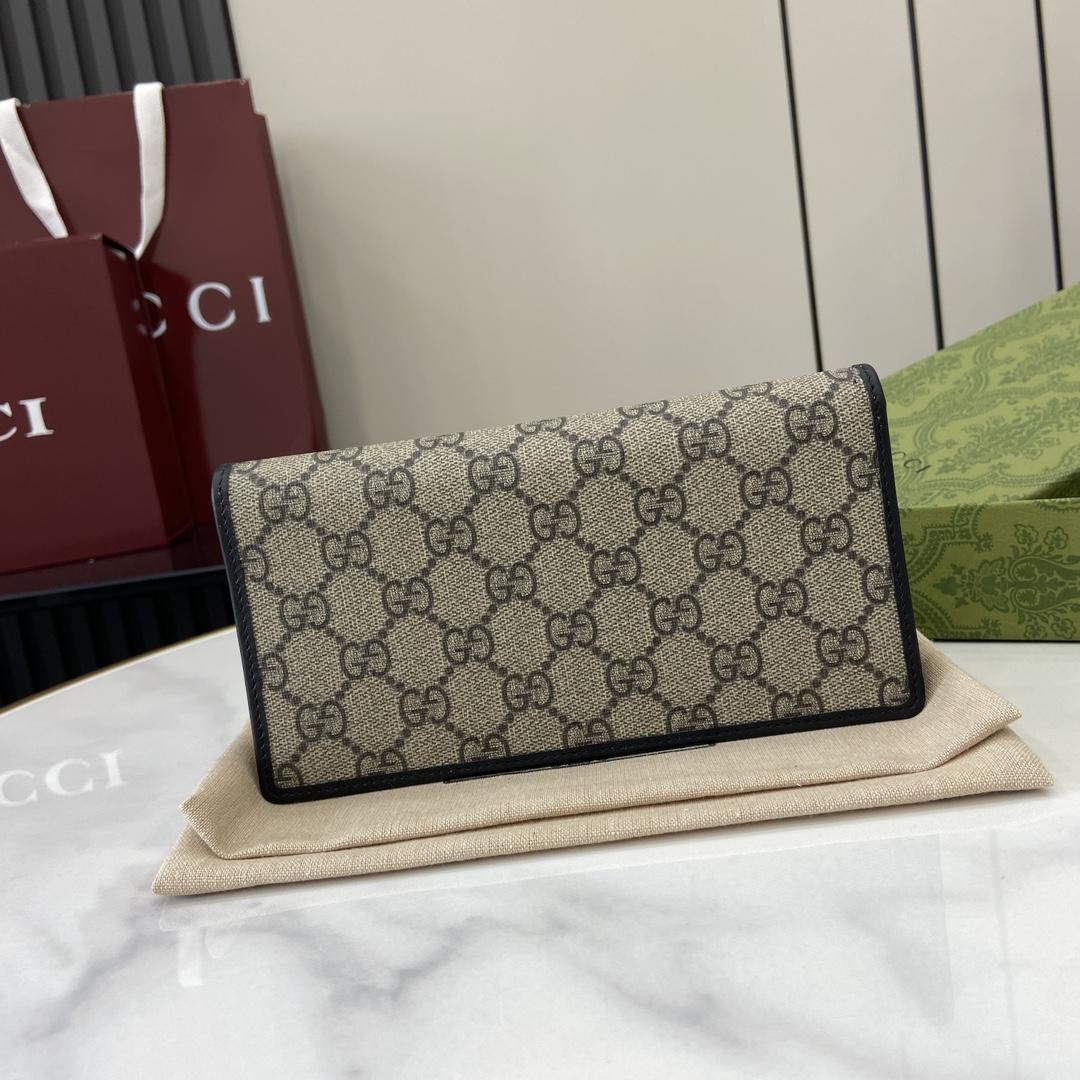 Gucci GG Emblem Continental Wallet   - DopestKickz