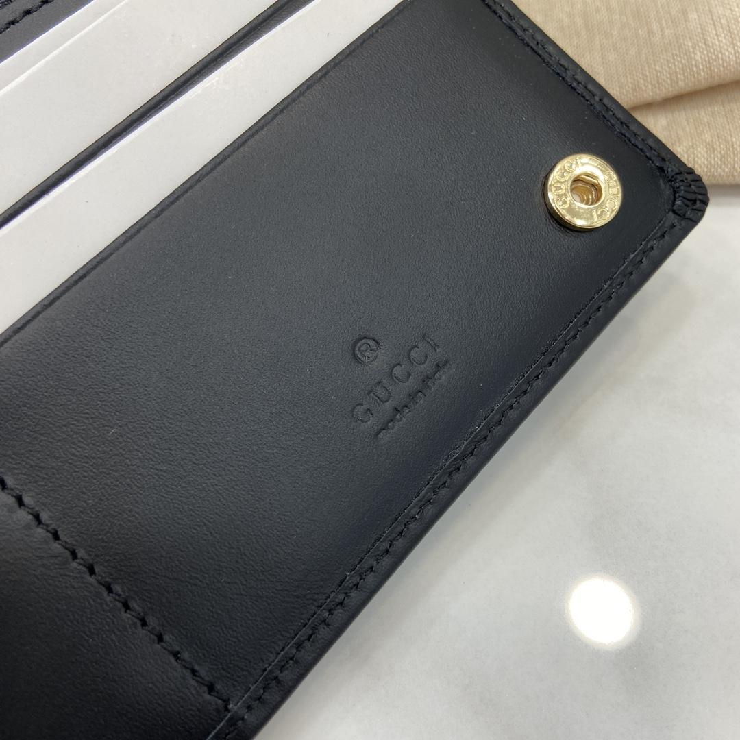 Gucci GG Emblem Continental Wallet   - DopestKickz