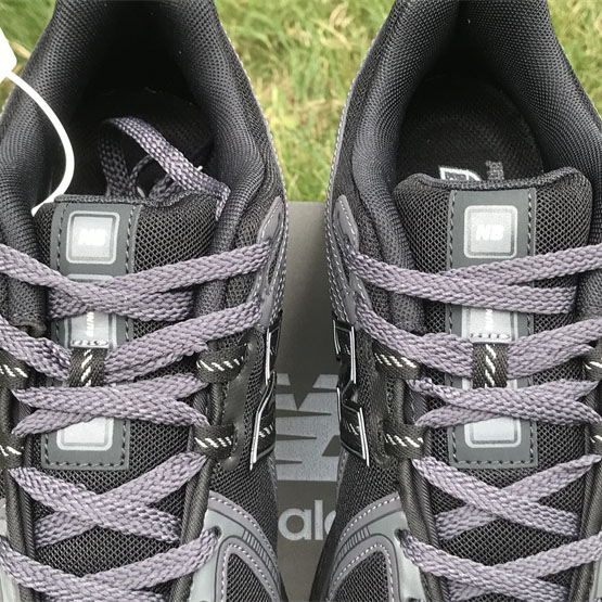 New Balance 1906R Sneakers      M1906RLB   - DopestKickz