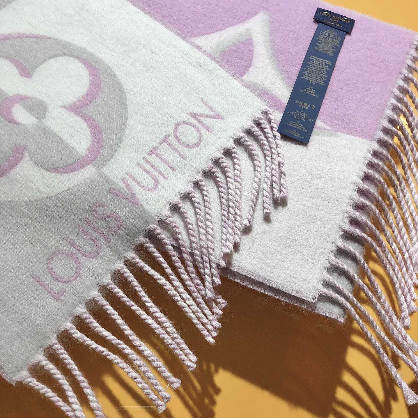 Louis Vuitton Duo Infinity Scarf  M93281 - DopestKickz