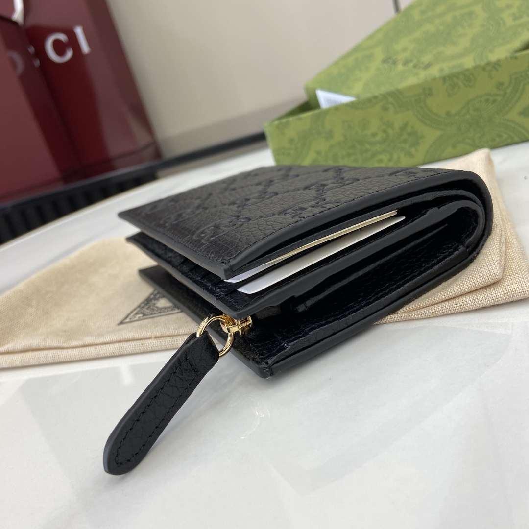 Gucci GG Emblem Zip Key Case - DopestKickz