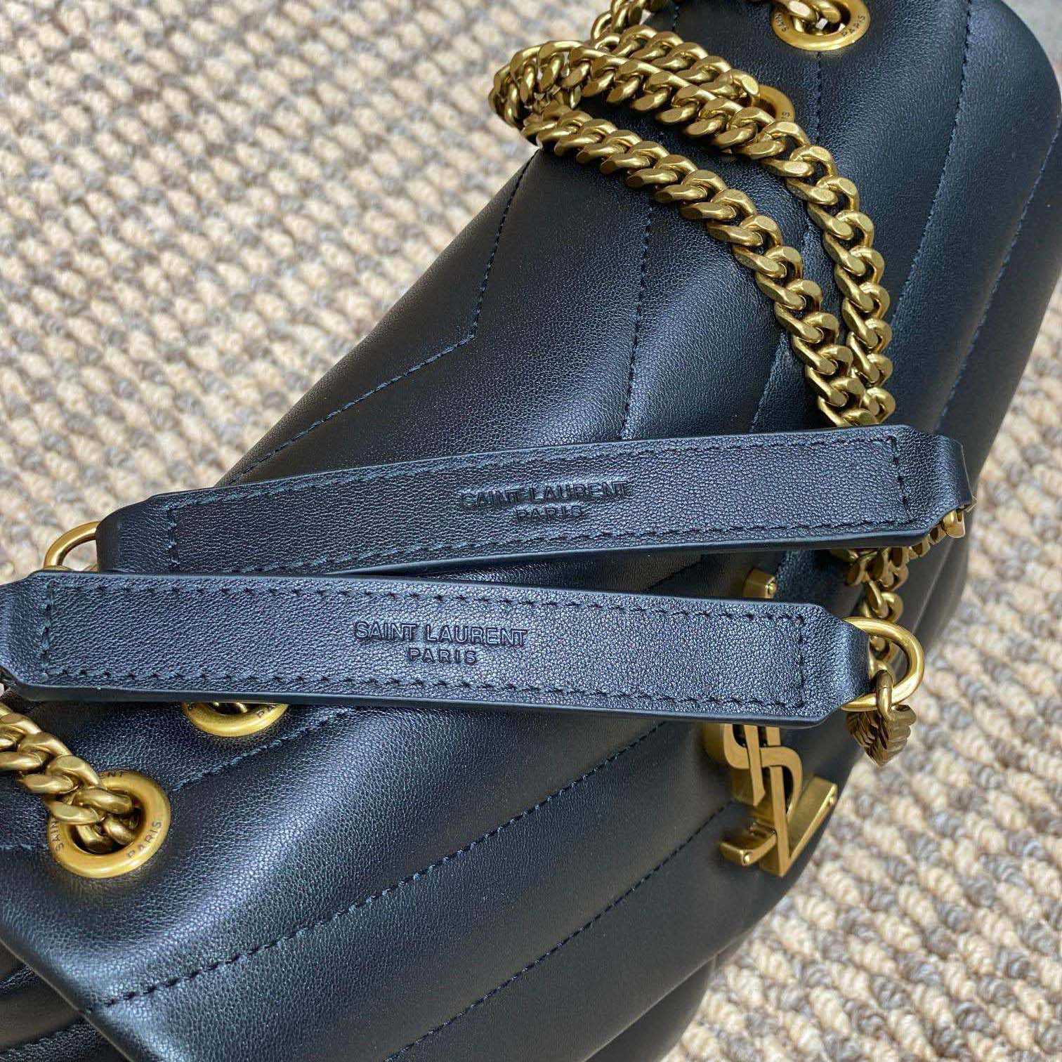 Saint Laurent Loulou Shoulder Bag   25x17x9cm - DopestKickz